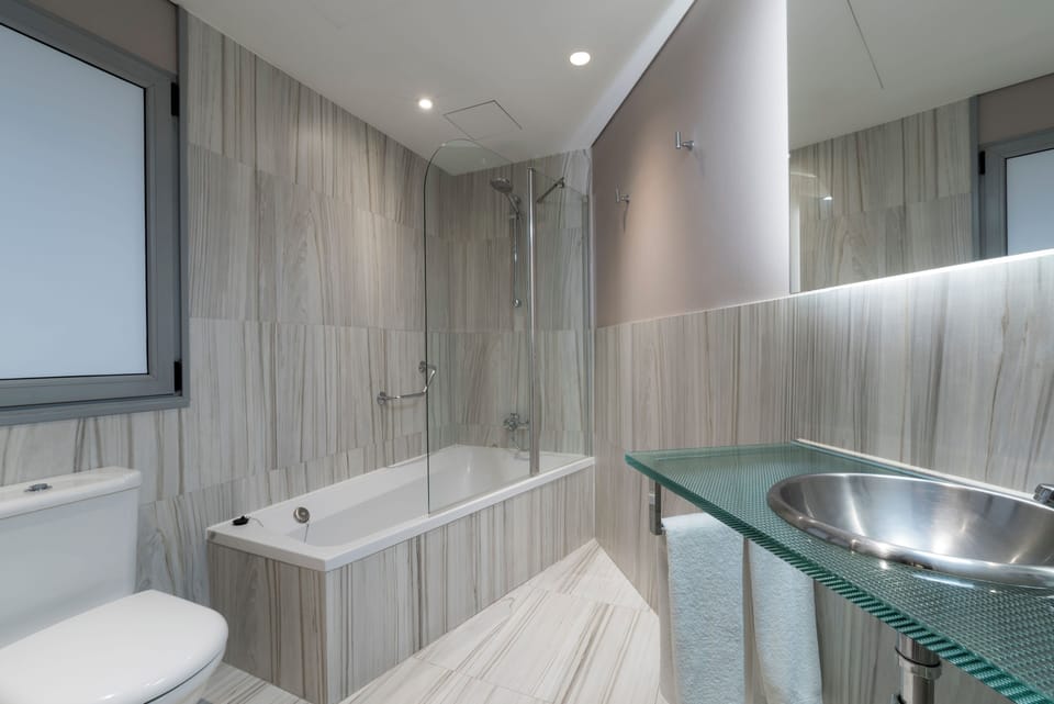 Premium bedding, minibar, in-room safe, individually decorated