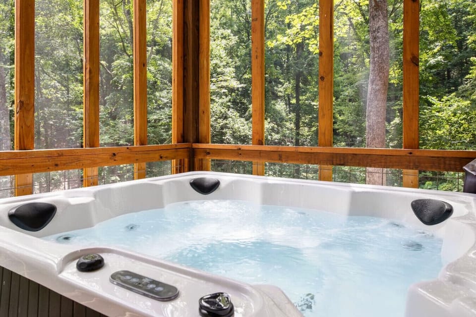 Indoor spa tub