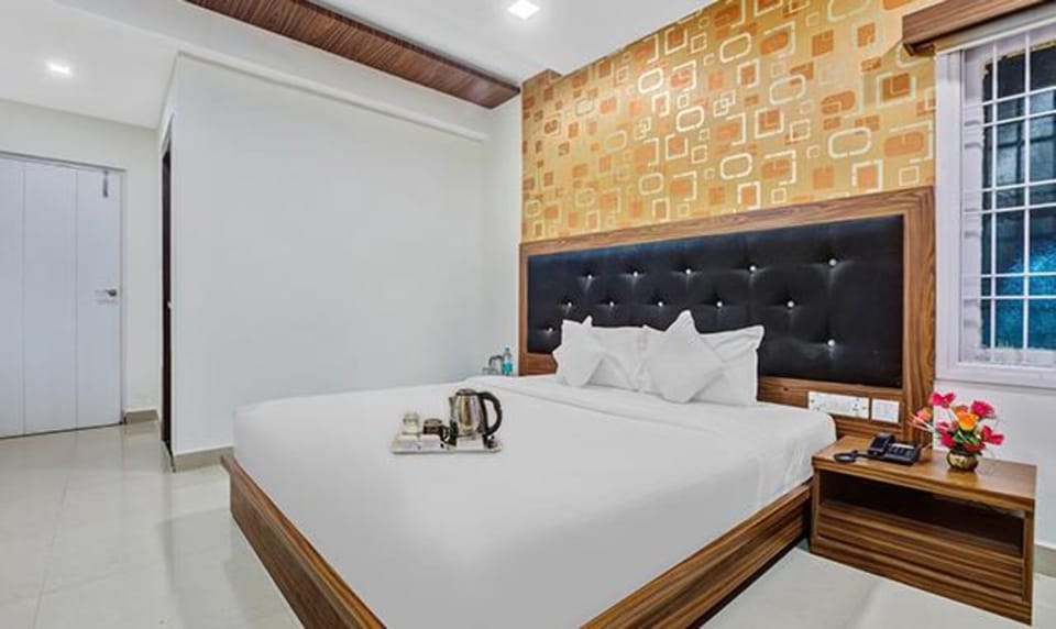 Deluxe Room | Egyptian cotton sheets, premium bedding, in-room safe, free WiFi