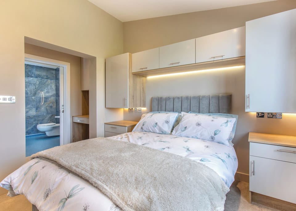 Bedroom, Bed, House