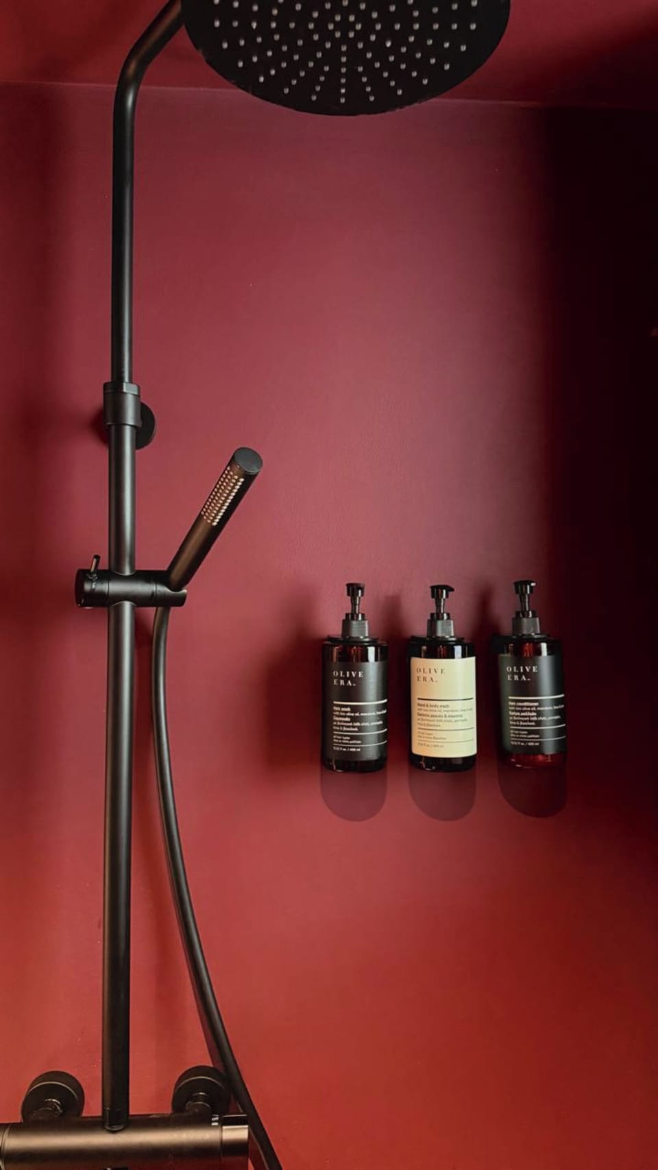 Bathroom amenities