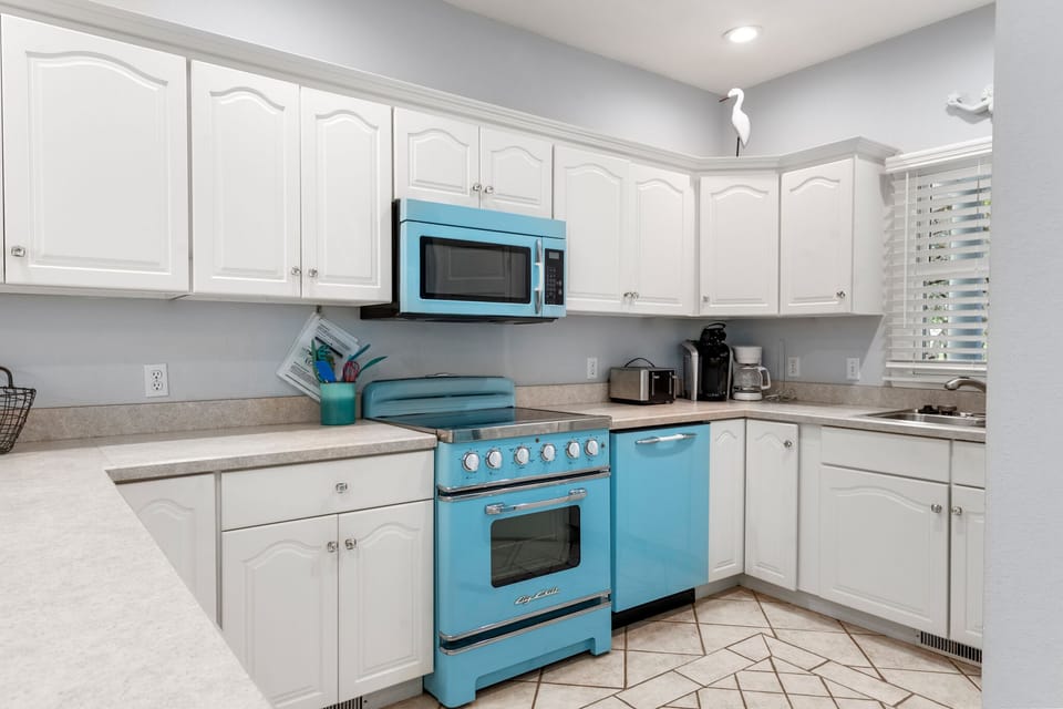 MB54: Blue Crab Cottage | Bottom level Kitchen