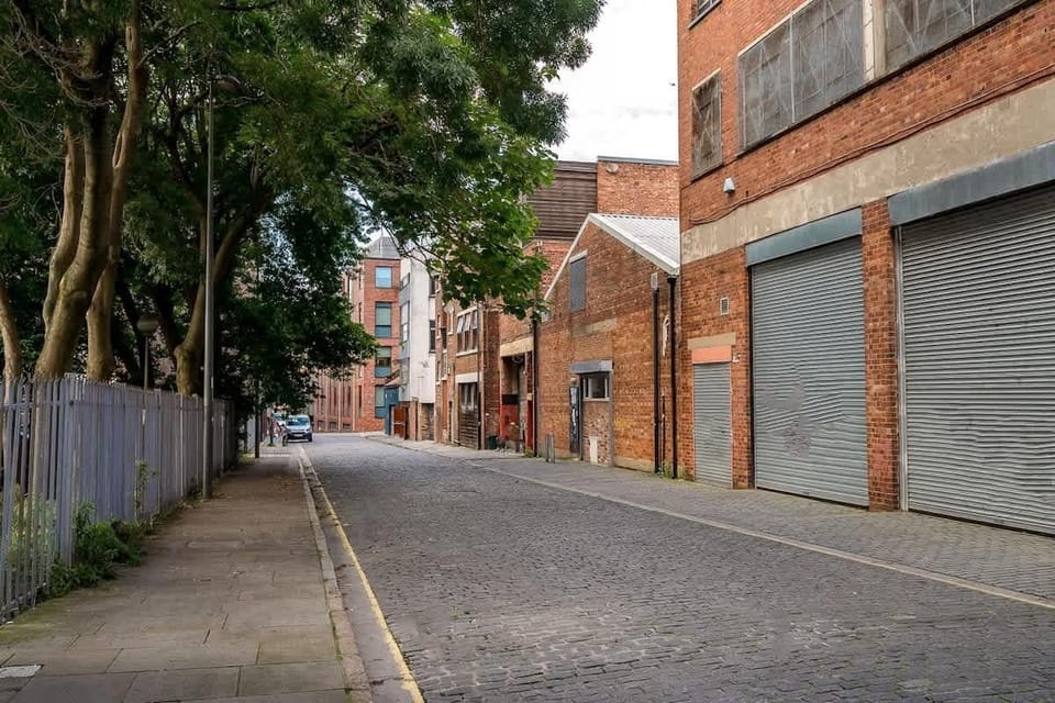 Henry Street Chambers, Liverpool - Host & Stay