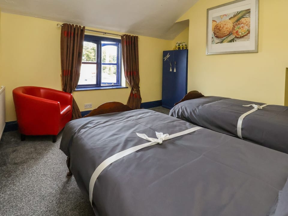 Cottage | Interior