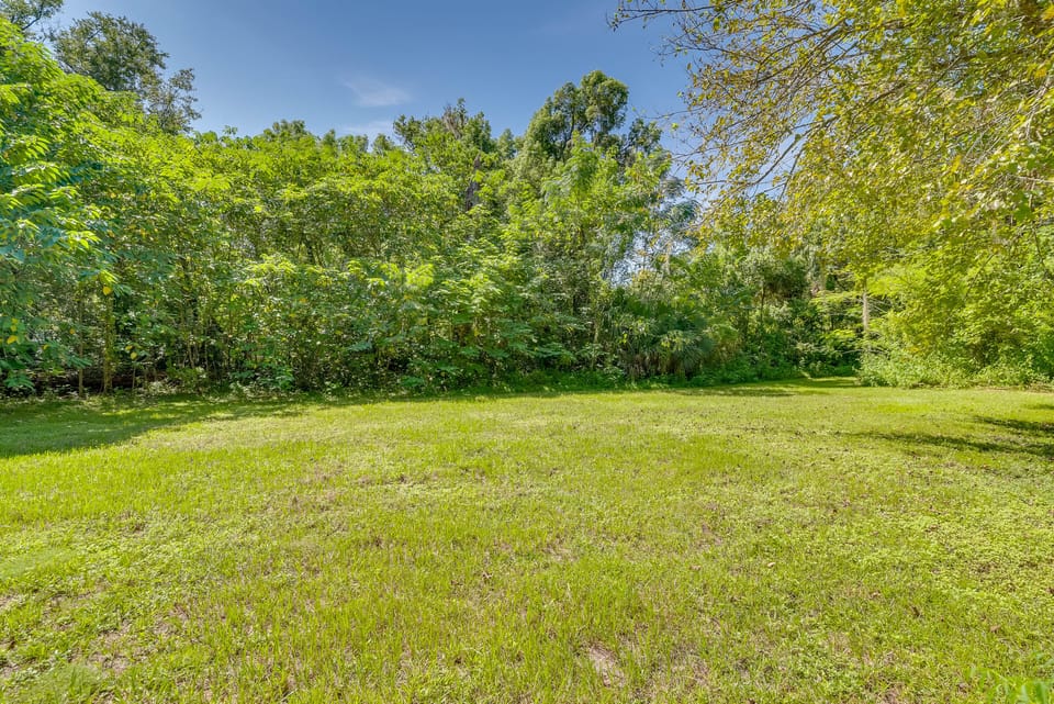 1-Acre Yard