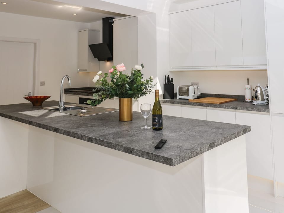 Fridge, dishwasher, electric kettle, toaster