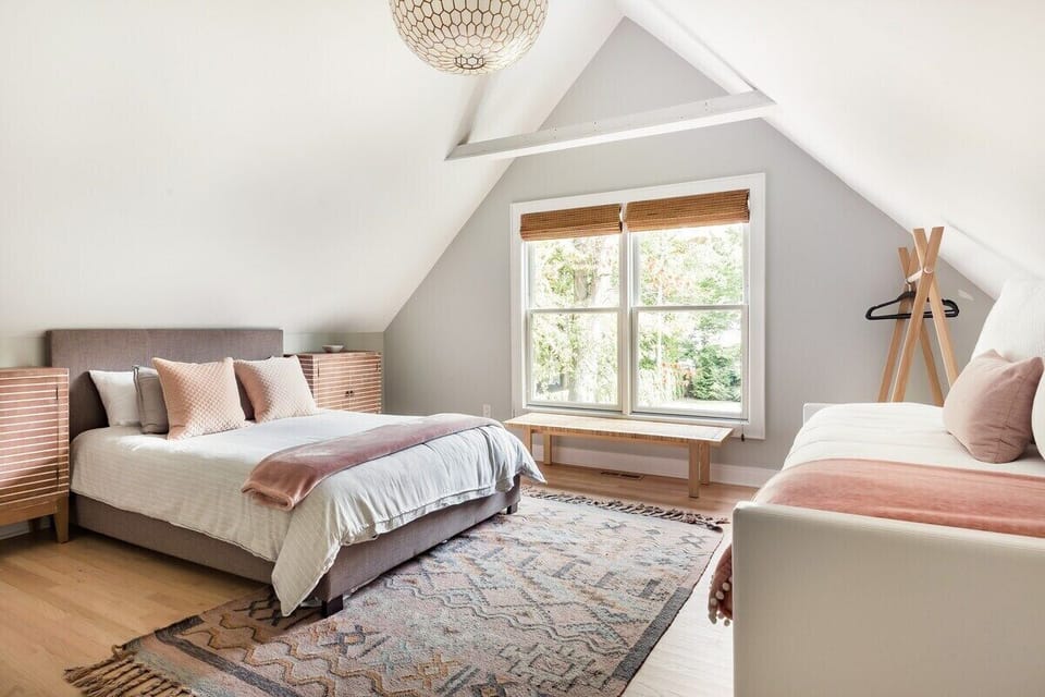 Bedroom #7 - Queen & Trundle Bed w/En Suite Bathroom