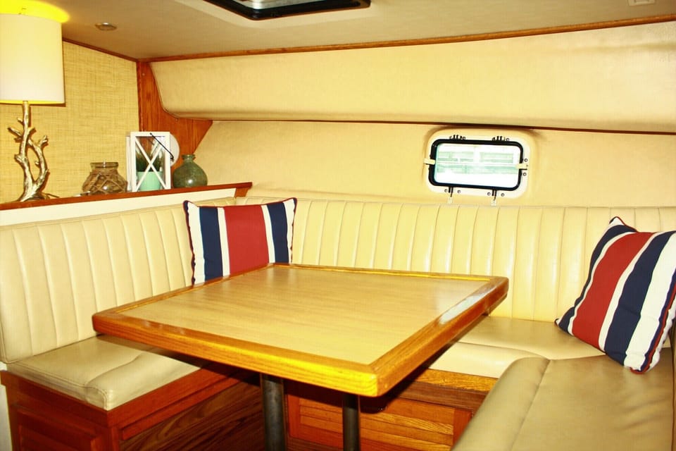Galley Dining