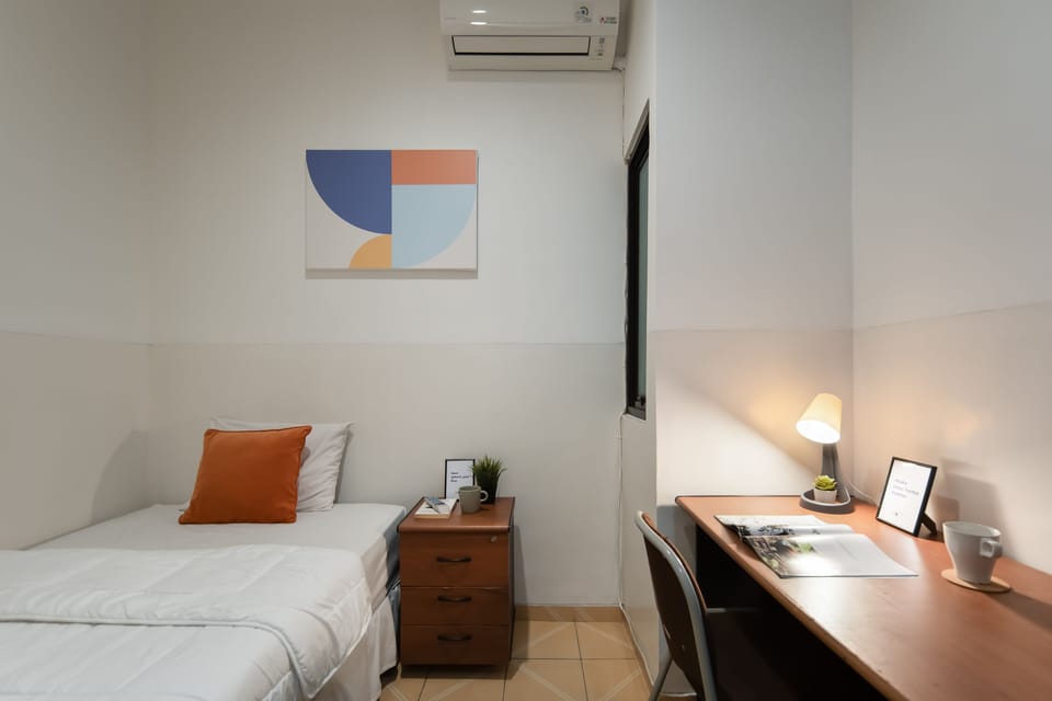 1 bedroom, desk, laptop workspace, free WiFi