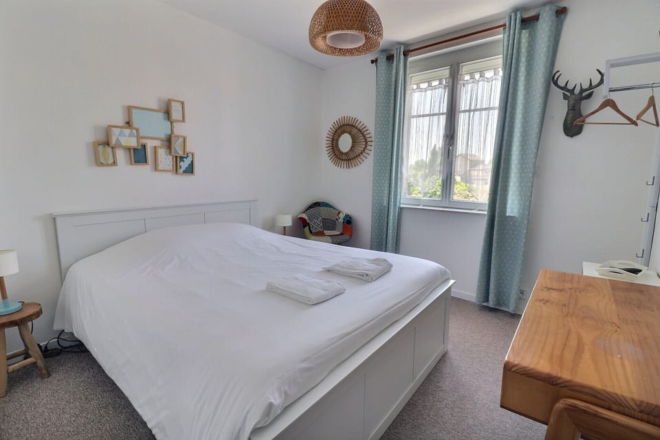 Family Quadruple Room | Soundproofing, free WiFi, bed sheets