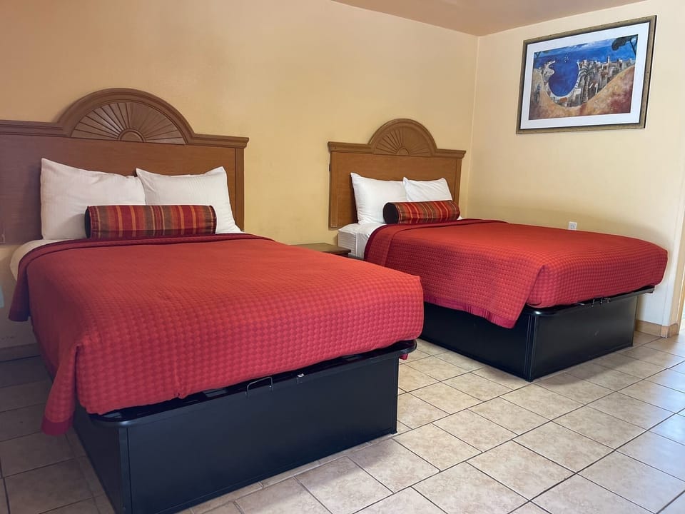 Double Room | Free WiFi