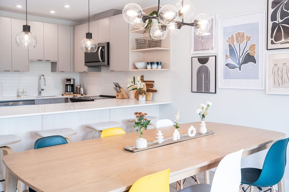 Condo | Private kitchen | Coffee/tea maker, full-size fridge, microwave, oven