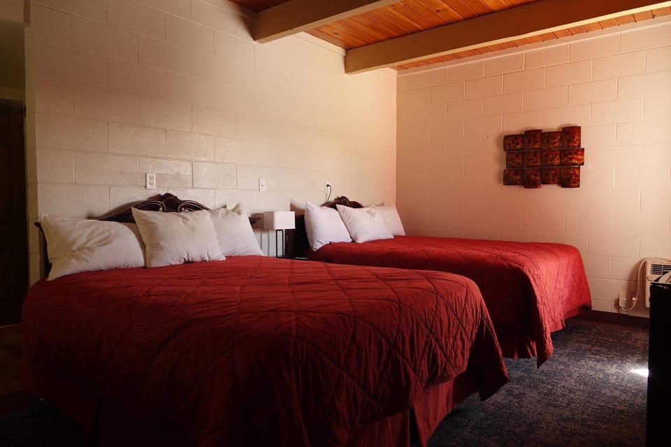 Double Room | Free WiFi