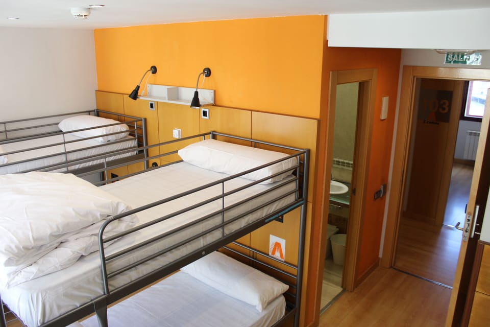 Family Quadruple Room | Soundproofing, iron/ironing board, free WiFi