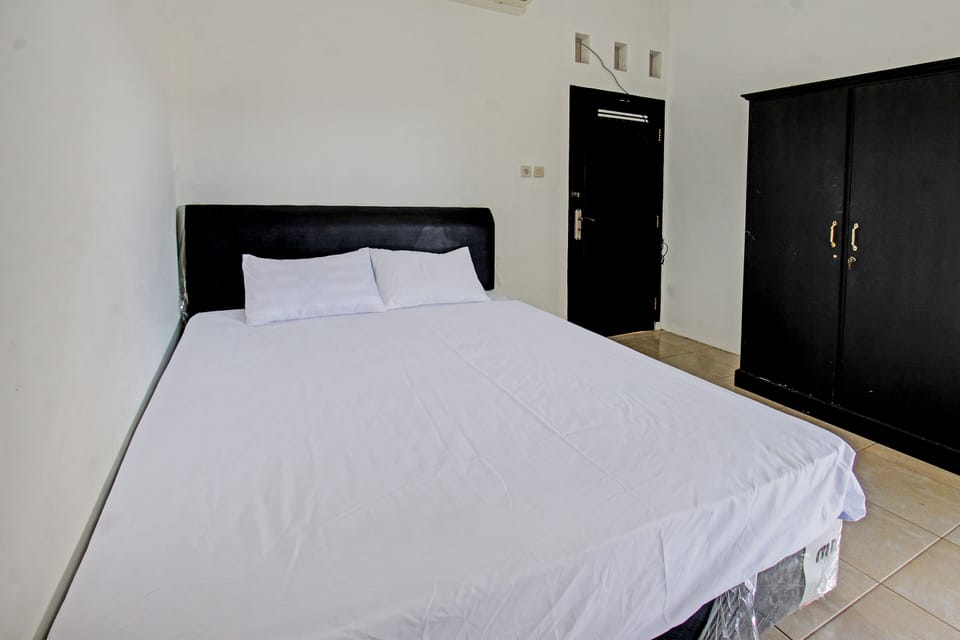 Standard Double Room | Bed sheets