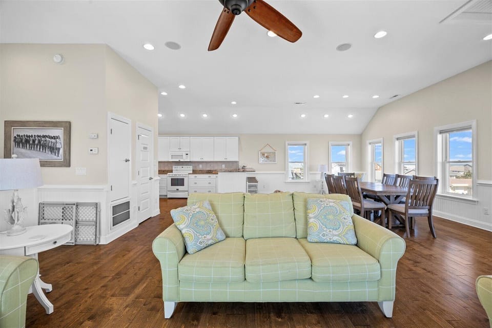 Open Living Space - Enjoy the high ceilings throughout the living spaces of this oceanside beauty.