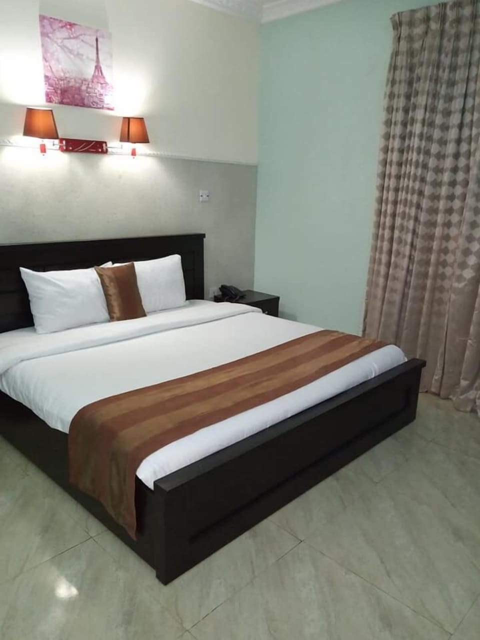 Classic Room | 1 bedroom, in-room safe, free WiFi