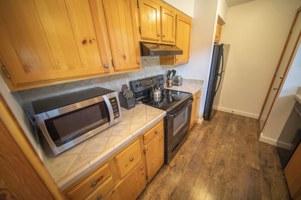 Well equipped kitchen