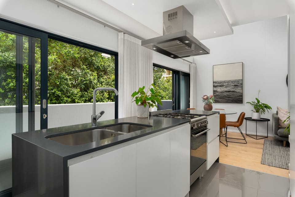 Grand Apartment | Private kitchen | Fridge, microwave, oven, stovetop