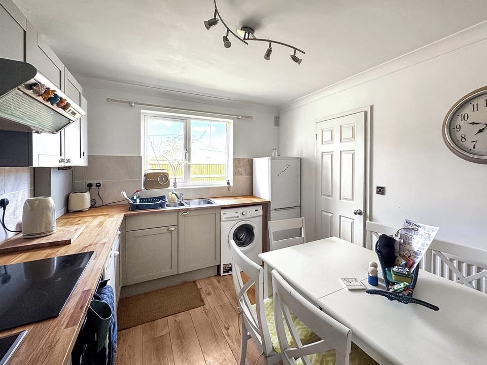 Kitchen/diner | Argonaut Beach House, Eccles on Sea