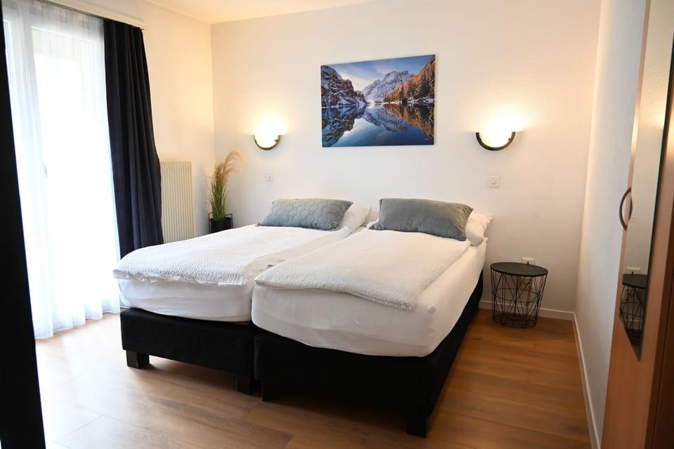 Double Room | Desk, free WiFi, bed sheets