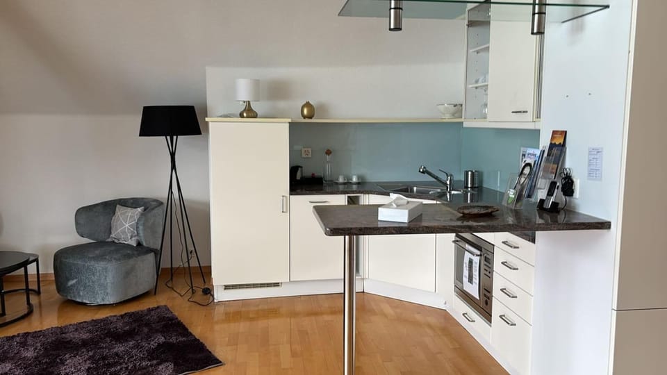 Penthouse | Microwave