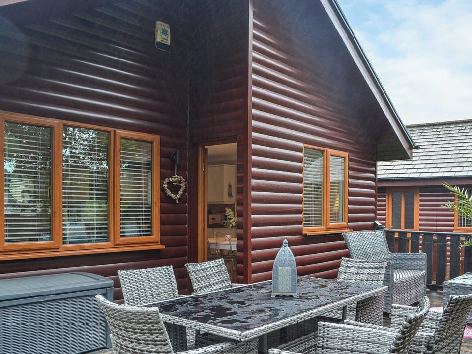 Sitting-out-area | Folly Lodge, Bridlington