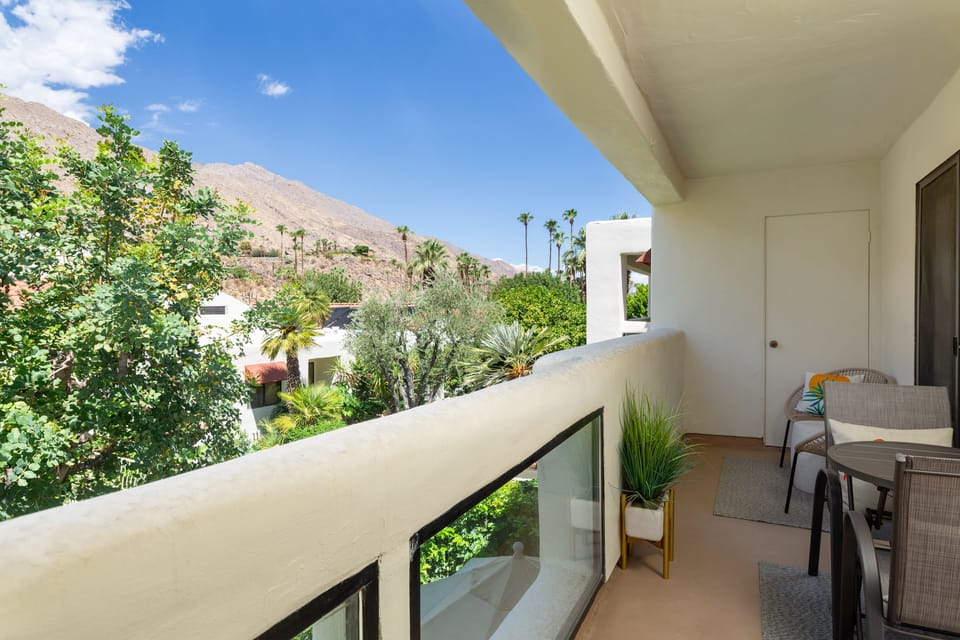 More majestic mountain views from the balcony. Dining for 2, lounging for 4!