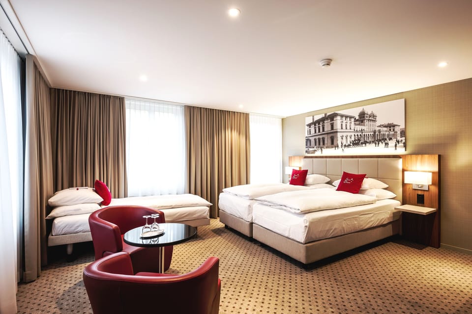 Triple Room | Premium bedding, down comforters, pillowtop beds, in-room safe