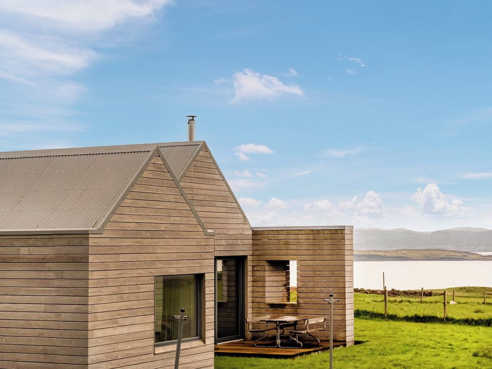 Exterior | The Two Byres, Upper Halistra