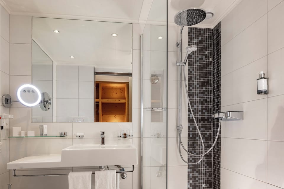 Double Room (south) | Bathroom | Shower, free toiletries, hair dryer, bathrobes