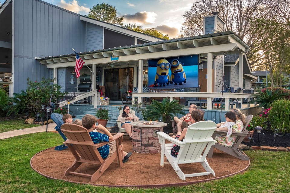 Movie nights by the fire, under the stars—family memories made right here.