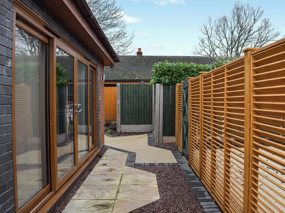 Exterior | The Squirrels, Malvern