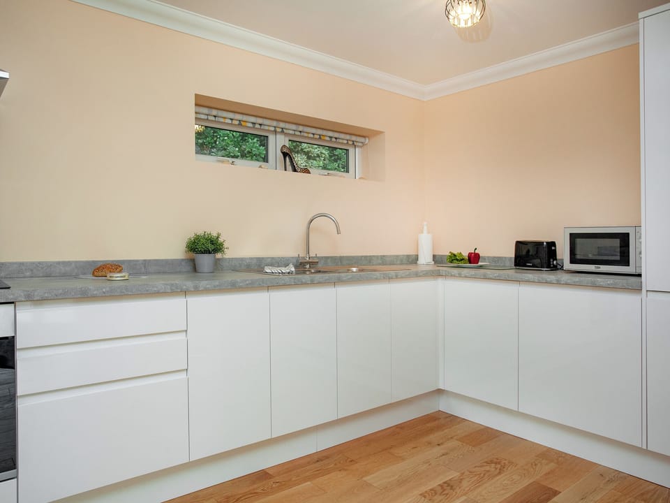 Kitchen | 1 The Folly&rsquo;s - Abbotskerswell Folly&rsquo;s, Abbotskerswell, near Newton Abbot