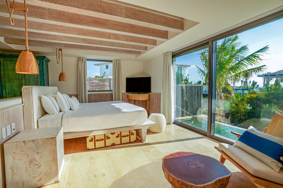 Holbox Plunge Pool suite | Premium bedding, Select Comfort beds, free minibar, in-room safe