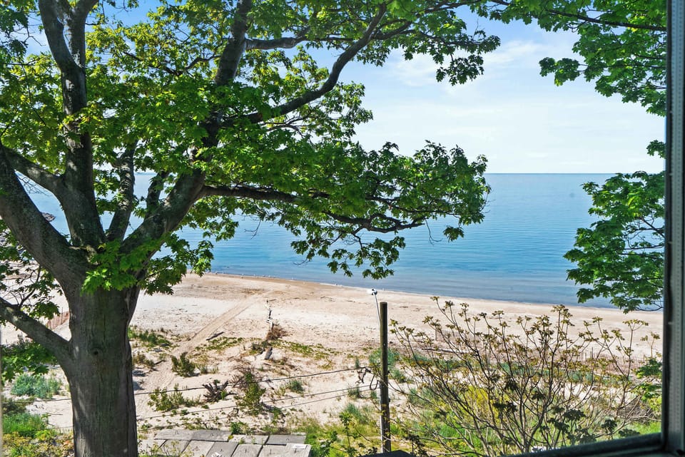 Beach/ocean view