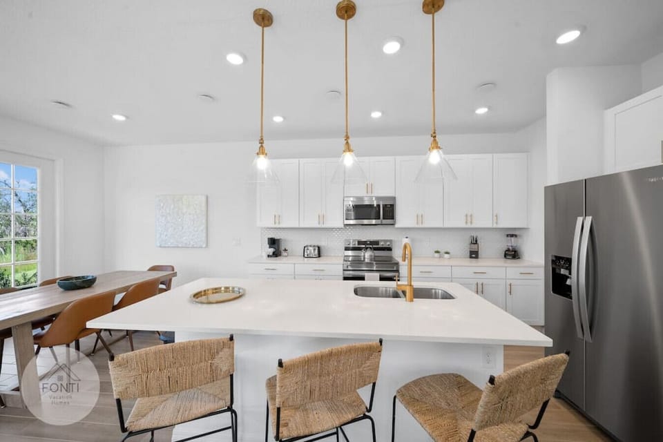Kitchen Island#Disney #Parks #kingdom #springs #Vacation #Rental #waterpark #davenport #Kissimmee #Orlando #universal #citywalk #legoland #shortstay #longstay #championsgate #resort #golf #enclave #championsgatevacation