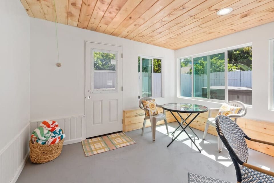 Covered back patio - Sun Room
