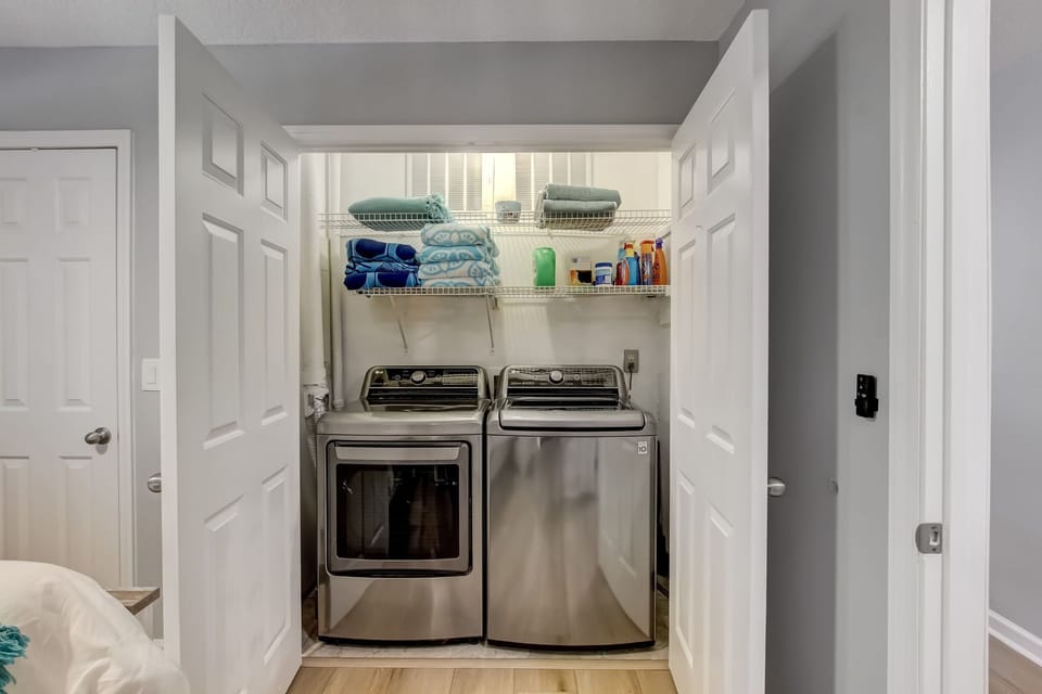 Full Size Washer and Dryer