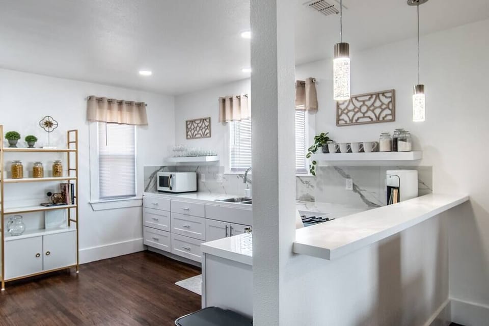 Duplex #2: Full Kitchen 