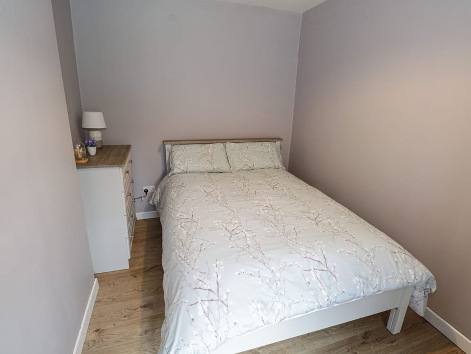 2 bedrooms, individually decorated, individually furnished, free WiFi