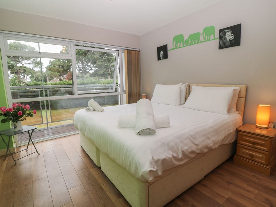 Flat 5 Fairwinds Cottage in Poole