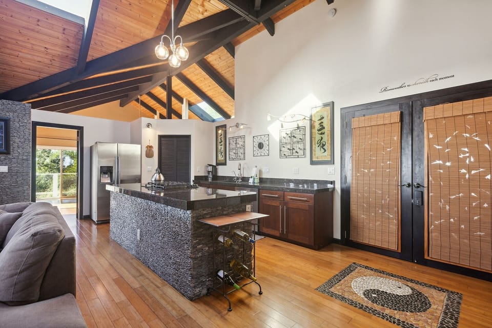 House, 3 Bedrooms | Private kitchen | Coffee/tea maker, fridge, oven, toaster
