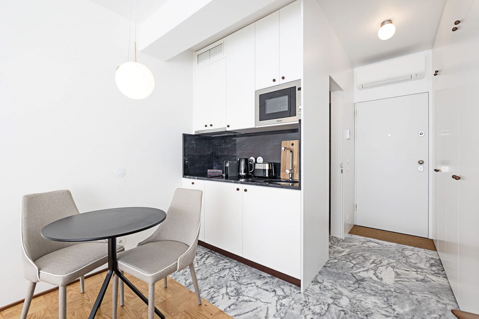 Private kitchenette