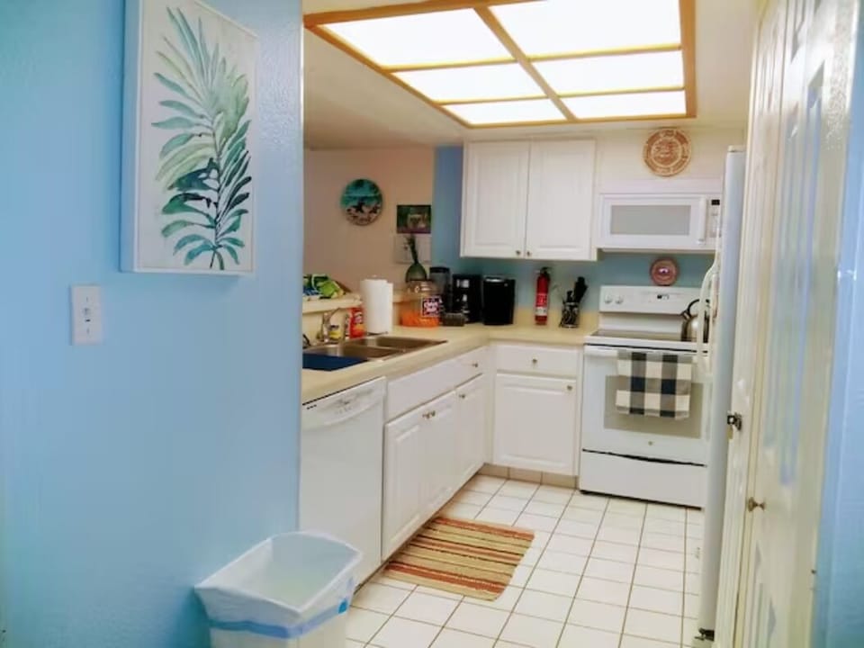 Kitchen area includes dishwasher and insink garbage disposal