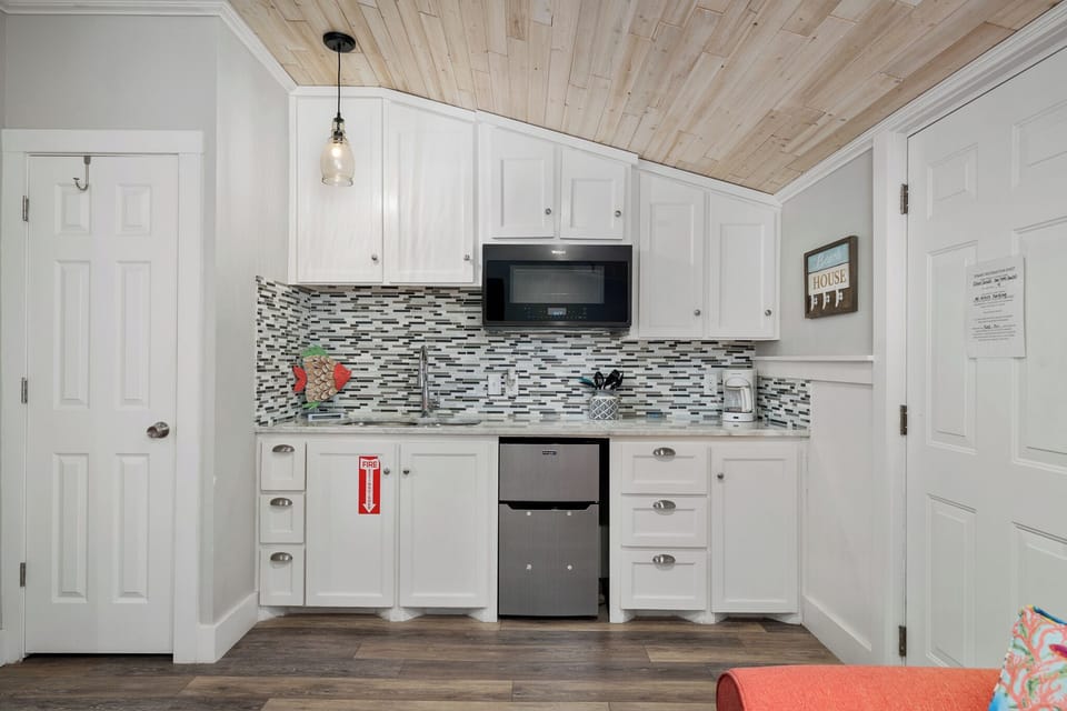 House (3 Bedrooms) | Property amenity
