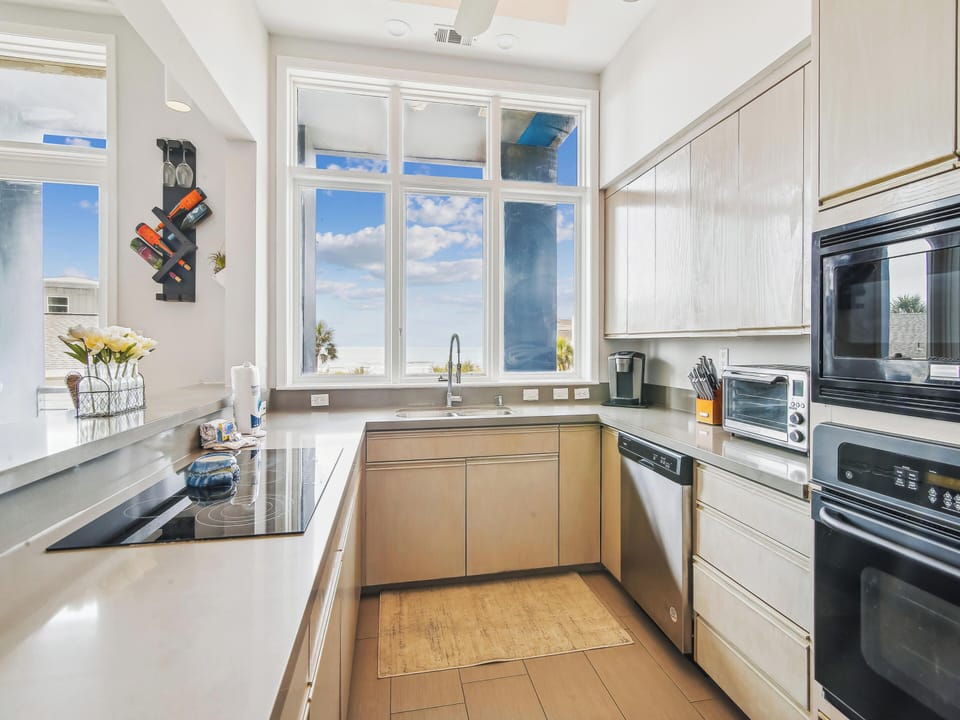 House (4 Bedrooms) | Property amenity