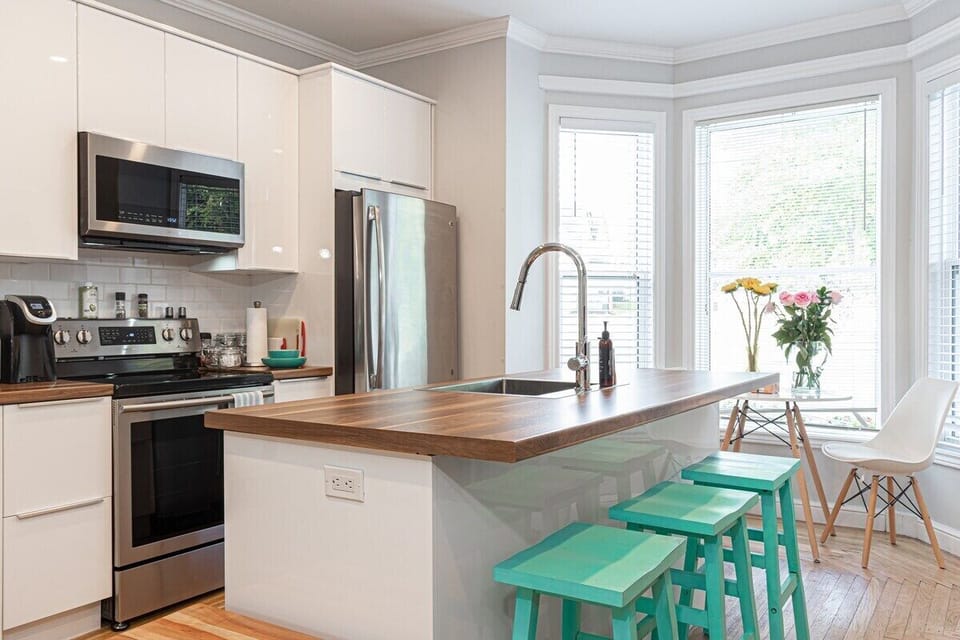Fully equipped kitchen