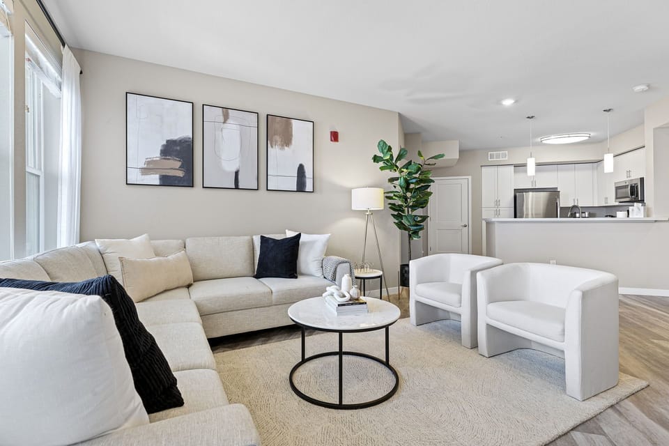 House | 2 bedrooms, desk, Internet