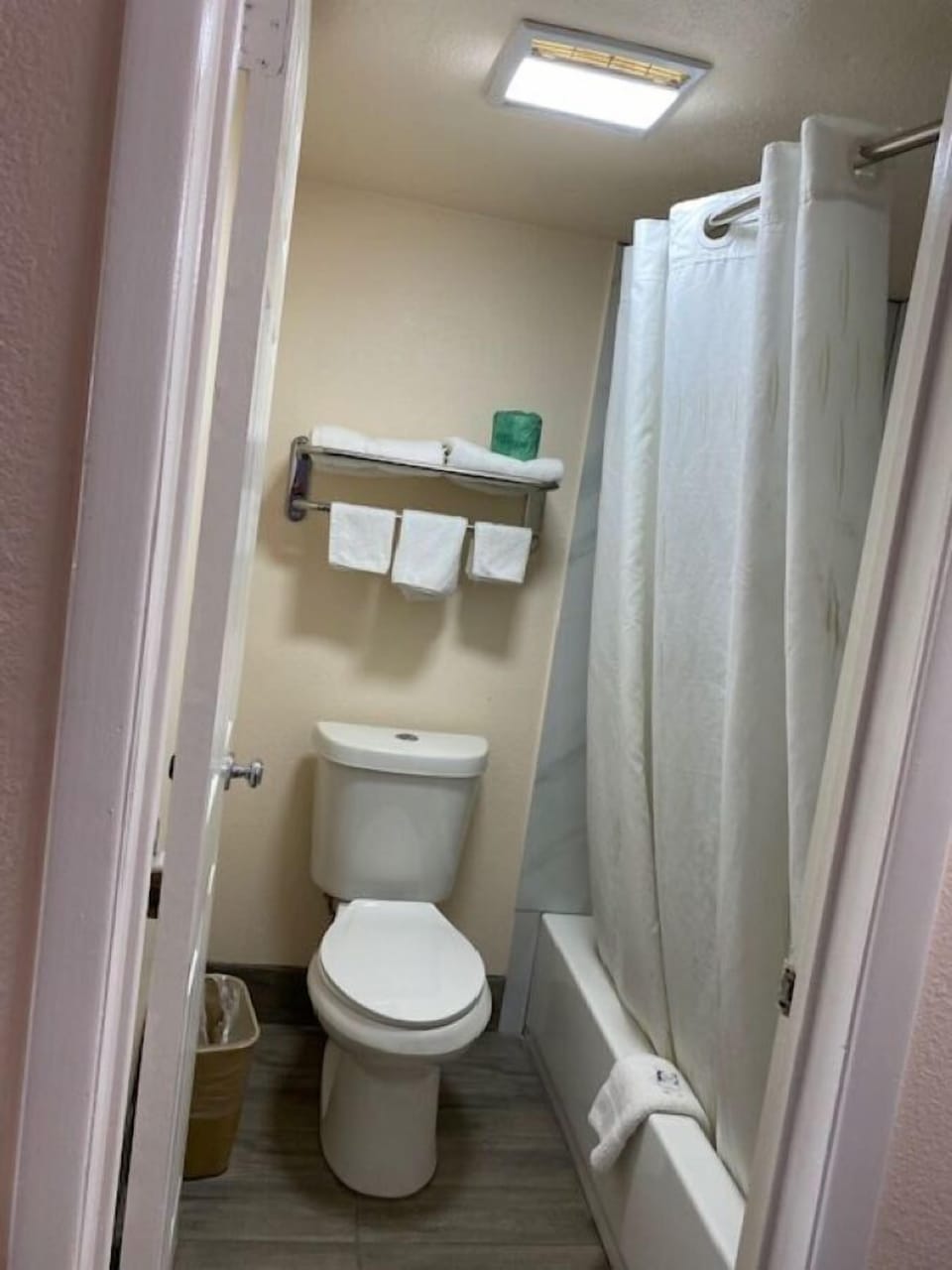Free toiletries, hair dryer